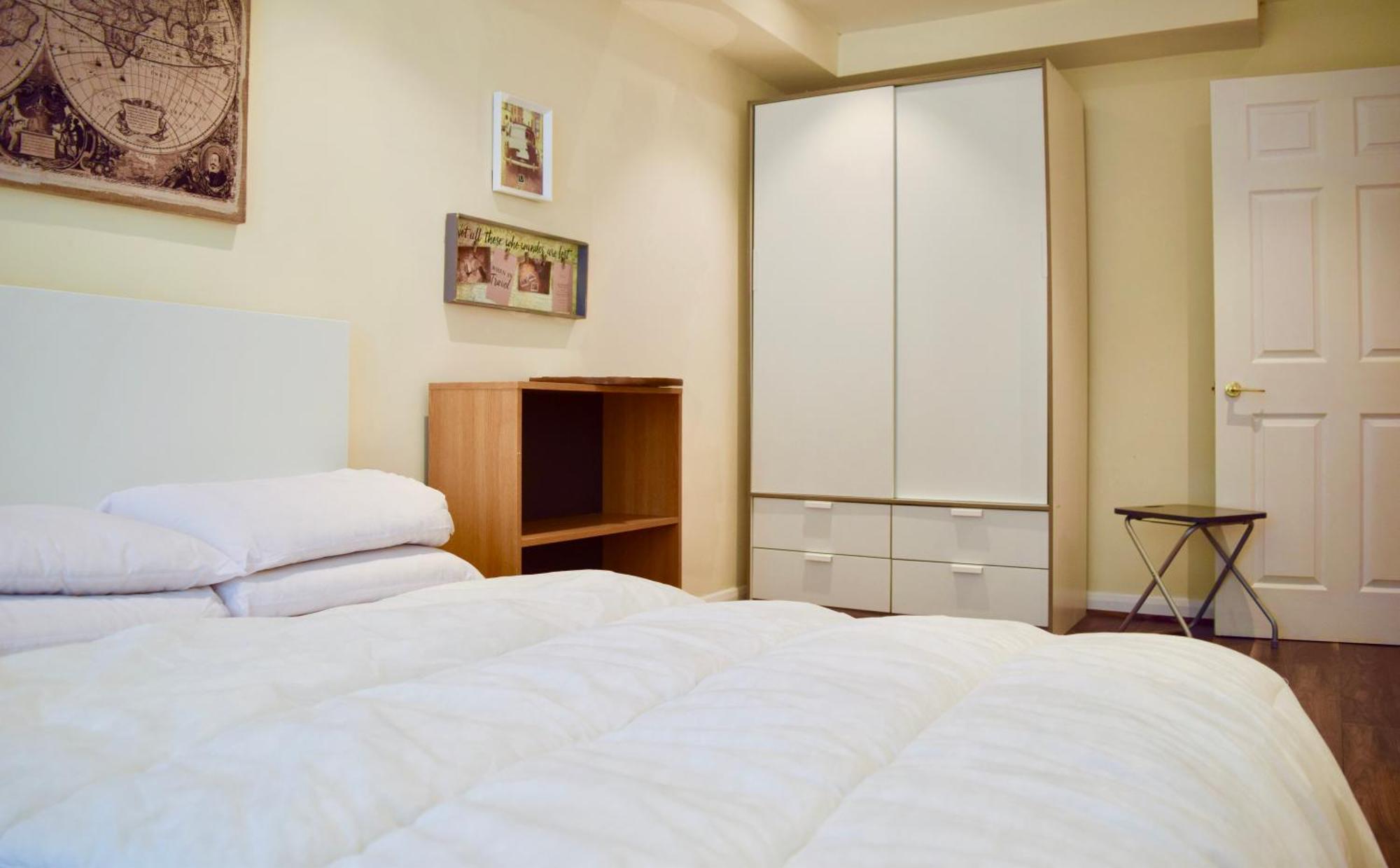 Stylish And Homely 4 Bedroom Home In East London Kültér fotó